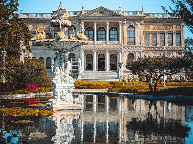 Dolmabahçe Sarayı Harem ve Resim Müzesi Gezisi