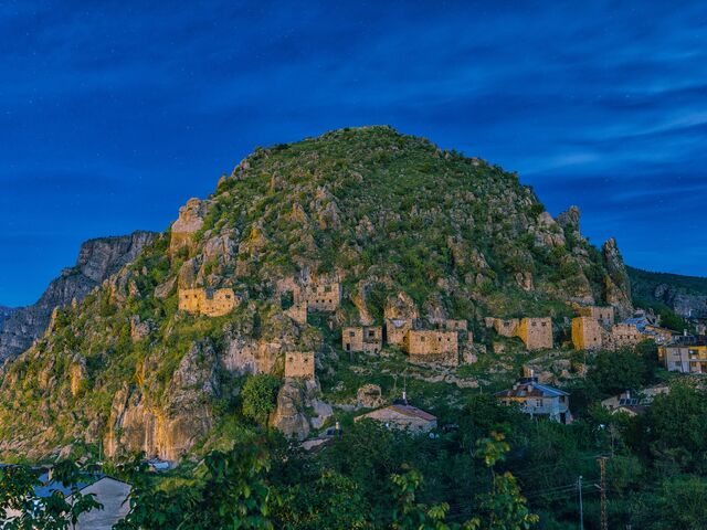 Hakkari Yüksekova Çukurca  Gezisi 3 Gece 4 Gün