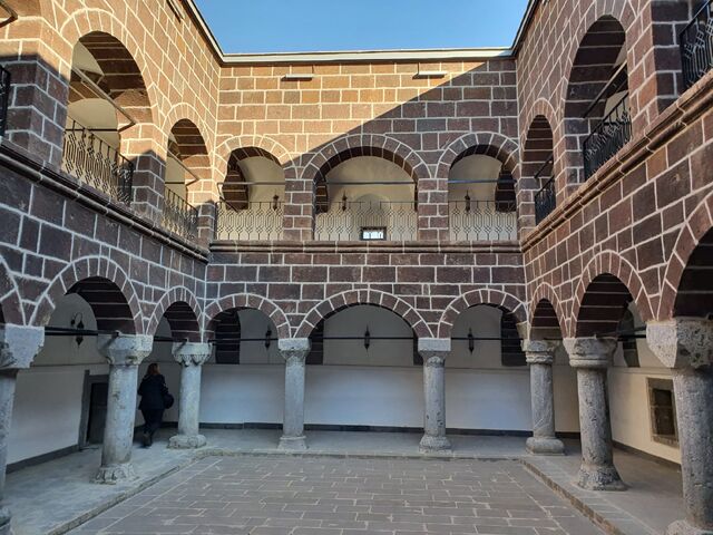 Hakkari Yüksekova Çukurca  Gezisi 3 Gece 4 Gün