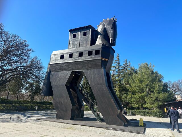 Çanakkale Savaş Alanları ve Truva Gezisi 1 Gece 2 Gün