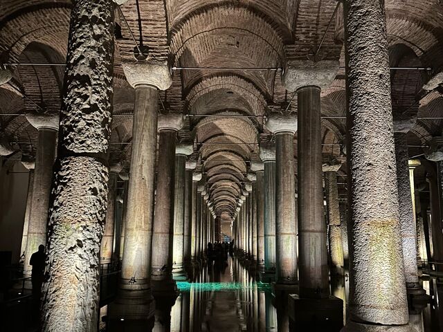 Gece Gece Yerebatan Sarnıcı ve Bizans Tarihi Gezisi