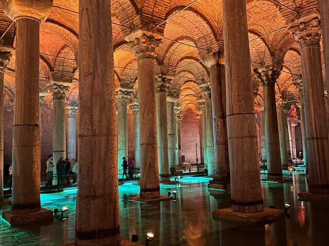 Gece Gece Yerebatan Sarnıcı ve Bizans Tarihi Gezisi