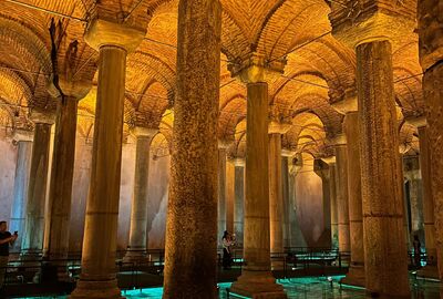 Gece Gece Yerebatan Sarnıcı ve Bizans Tarihi Gezisi