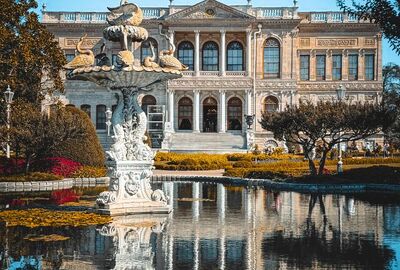 Dolmabahçe Sarayı Harem ve Resim Müzesi Gezisi